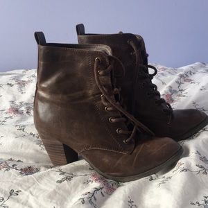 Chelsea Crew Women’s Brown Detour Lace Up Heels